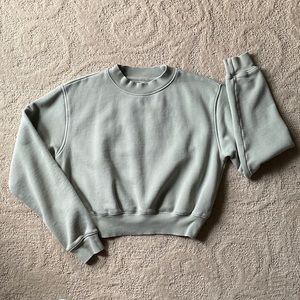 LIKE NEW Tna | Cozy Perfect Shrunken Sweatshirt in Silent Storm Green Size XS